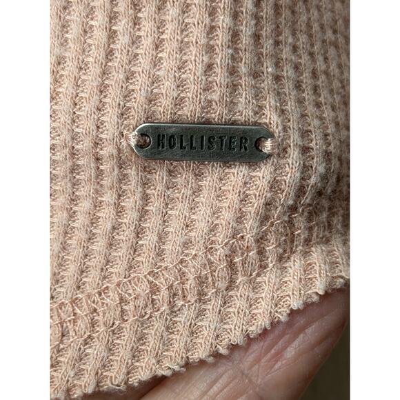HOLLISTER Waffle Knit Pullover Top Sz M Soft Pink V-Neck Long Sleeves Casual - Picture 3 of 13